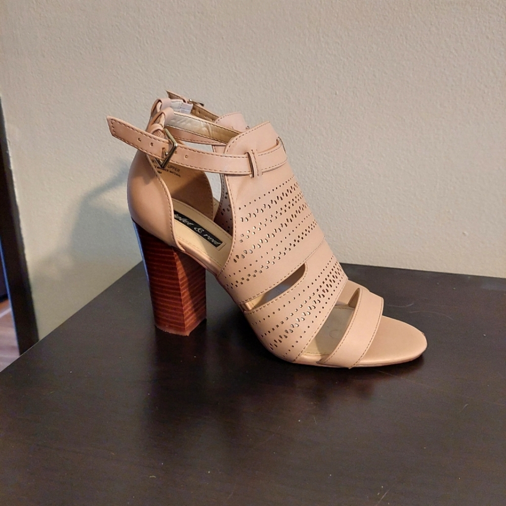 Violet & Red Stitchfix Marcy Suede Heel, Blush 8.5